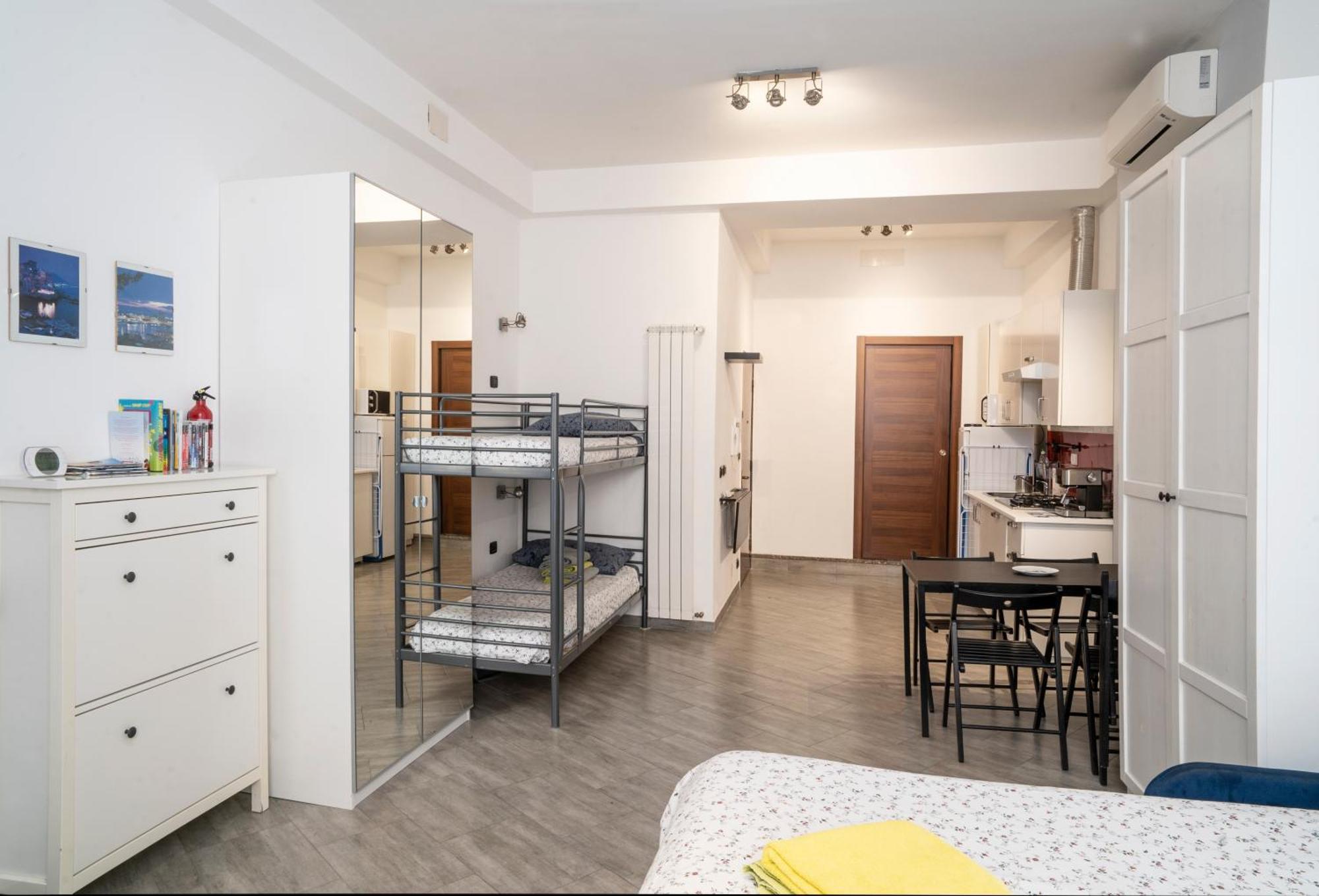 Houseingenoacenter2 Parking Apartment Bagian luar foto